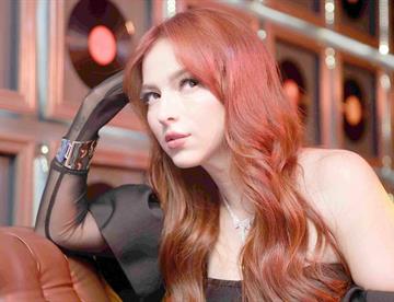 5 paty cantu focus min0.01 0.37 360 276 o90TM4