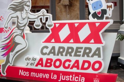 carrera del abogado 7 QSUkW3