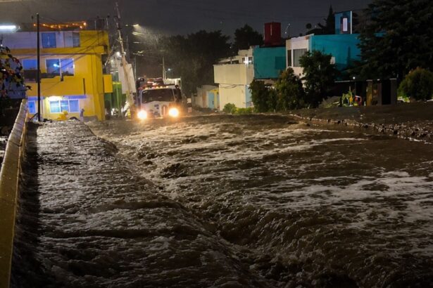 desborde de rio naucalpan web L3Zvow