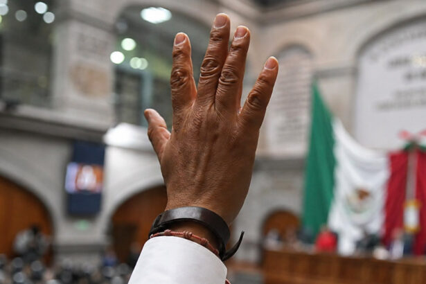 morena domina congreso edomex yWQSBl