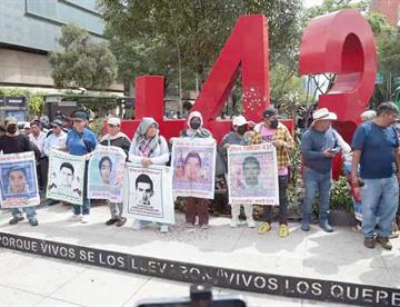 indagan a celula de ayotzinapa por fabricar mil potentes explosivos 53c40595 focus 0.05 0.11 360 276