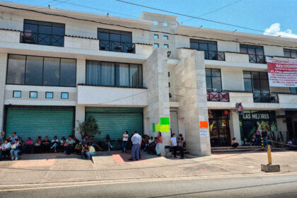 personal de salud exige MMpoam