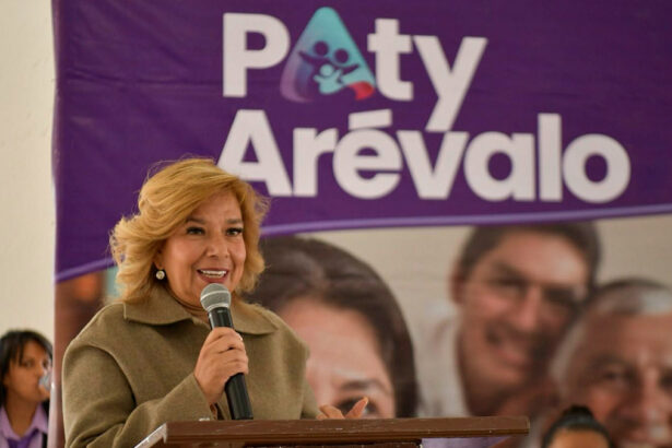 paty arevalo KXyFAP