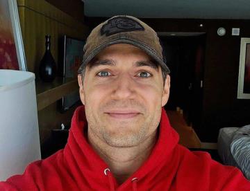 crop w1170 h976 henry cavill muestra la cuna de su bebe por el dia del padre focus 0 0 360 276 WQToYt