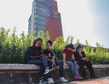 unam focus 0 0.5 360 276 HeGMEz